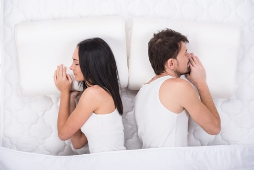 Best mattress for fibromyalgia - couple sleeping in bed - Bed Tester Best mattress for fibromyalgia - couple sleeping in bed - Bed Tester